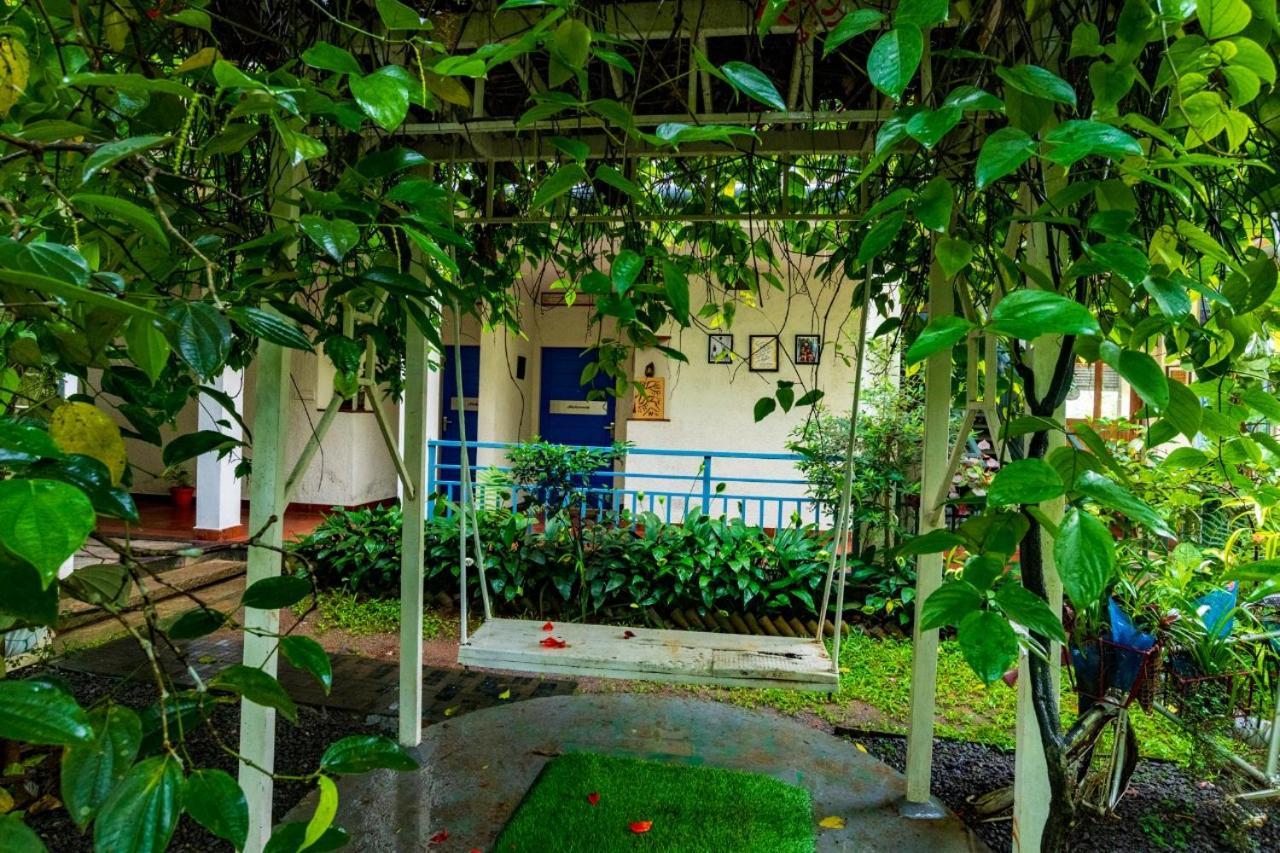 Mistletoe Homestay & Cafe Munnar Esterno foto