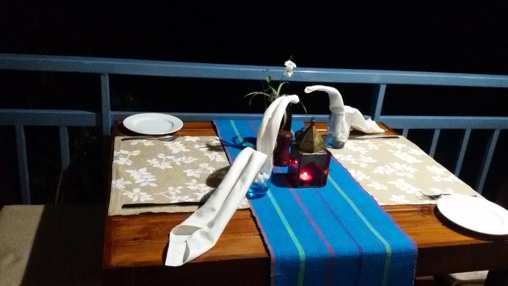 Mistletoe Homestay & Cafe Munnar Esterno foto